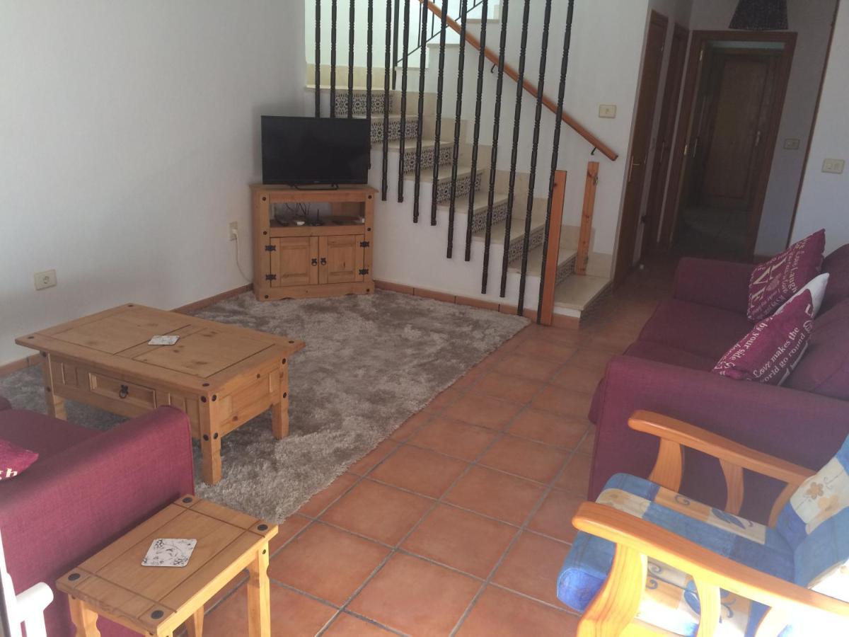 Puerto De Mazarron Large House With Roof Terrace & Sea Views-5 Guests Have 3 Bedrooms & 1 To 4 Guests Have 2 Bedrooms 外观 照片