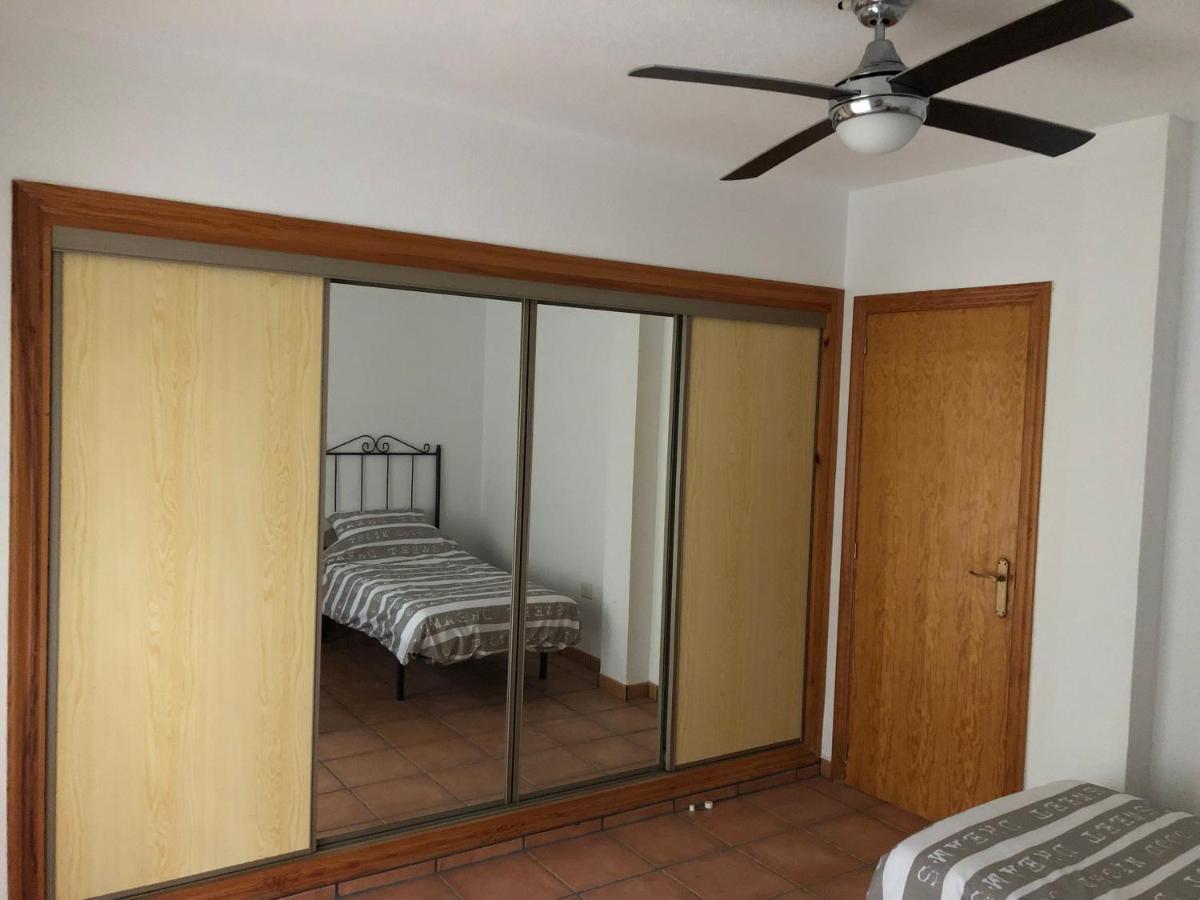 Puerto De Mazarron Large House With Roof Terrace & Sea Views-5 Guests Have 3 Bedrooms & 1 To 4 Guests Have 2 Bedrooms 外观 照片
